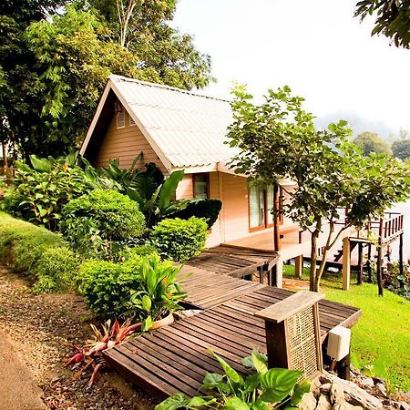 The Nature Club Resort Sangkhla Buri Exteriör bild